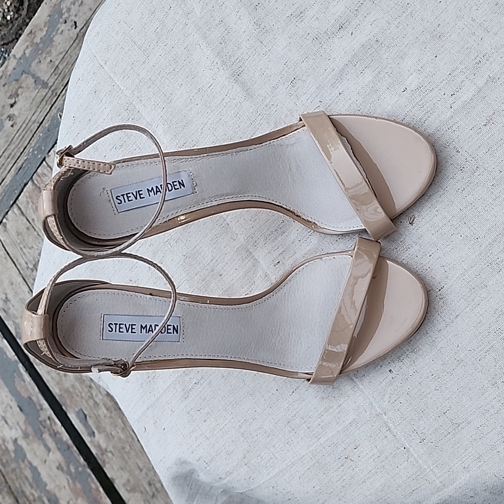 Steven madden strappy tan heel